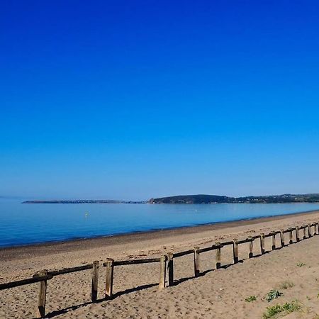 Beach Front Apartment Pwllheli Eksteriør bilde